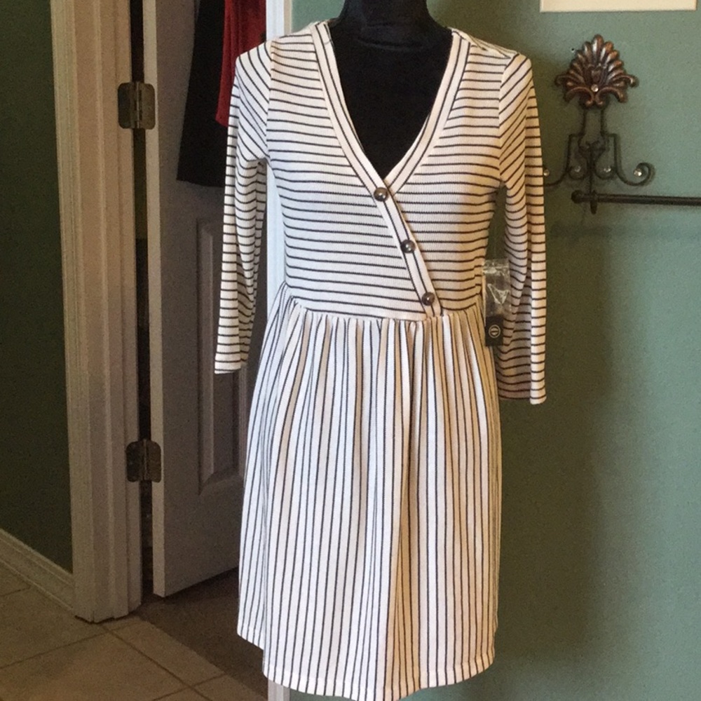 NWT Cute Junior dress